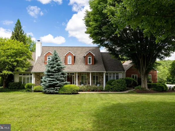 2441 Malehorn Rd, Chester Springs, PA 19425