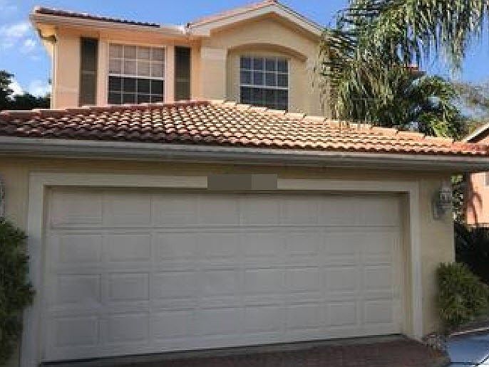 1st image of 5121 Crescent Moon Dr #D