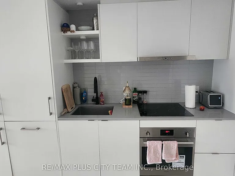 88 Harbour St #3403 — Photo 5