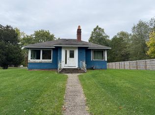 304 W May St, Benton Harbor, MI 49022