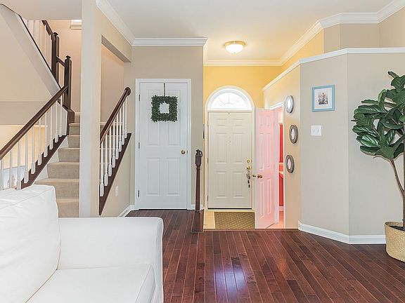 2nd image of 6580 Irvin Ct