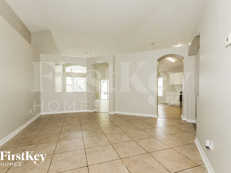1403 Scotch Pine Dr — Photo 7