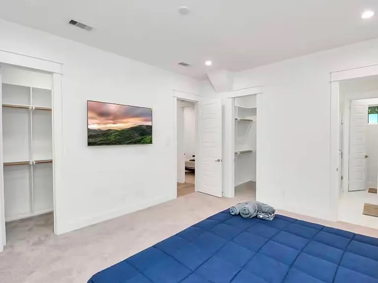 502 Schweikhardt St #C — Photo 11