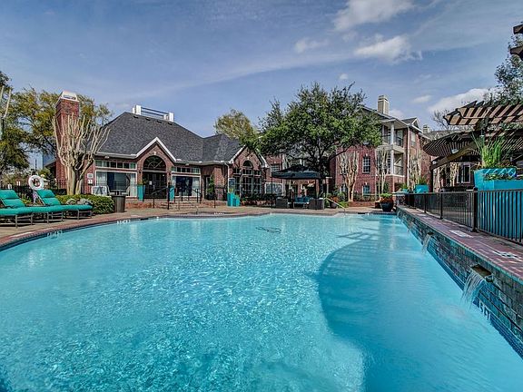 4th image of 15135 Memorial Dr APT 2108