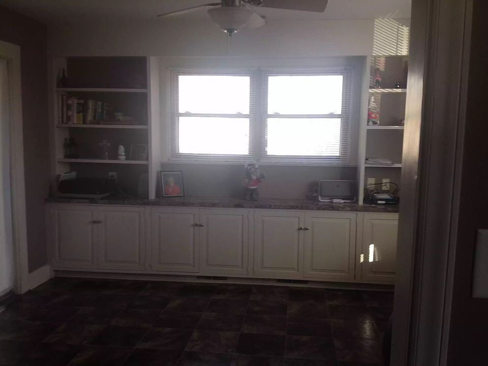 2nd image of 911 Avondale Ave