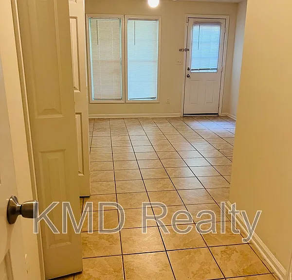630 Lex Dr — Photo 8