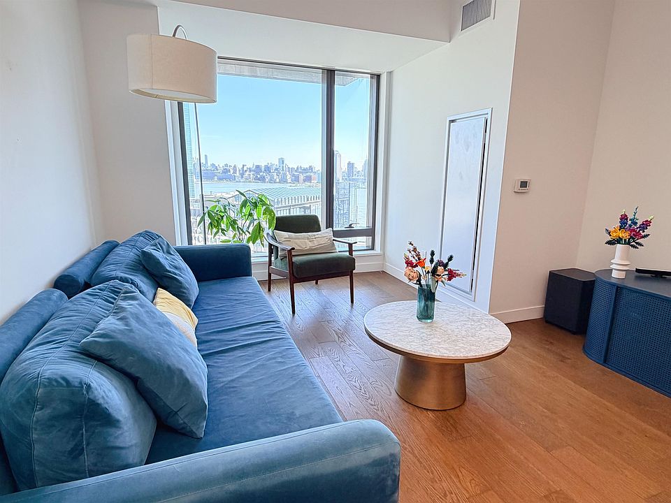 1st image of 99 Hudson St #1802