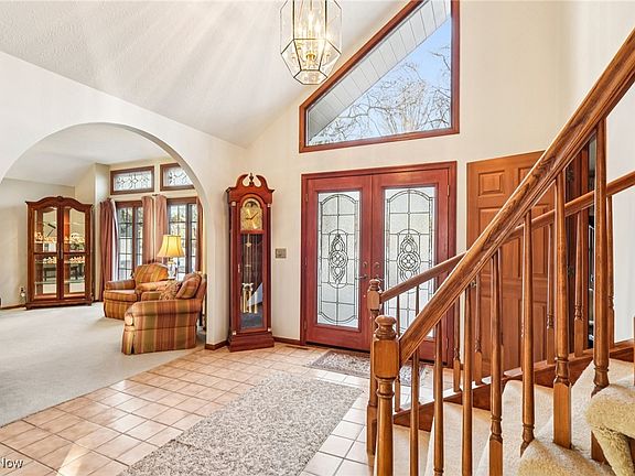 4th image of 25775 Briarwood Ct