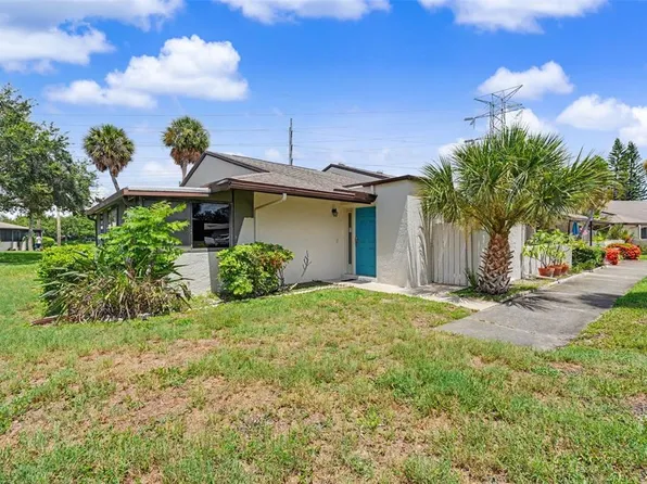 1502 16th Cir SE, Largo, FL 33771