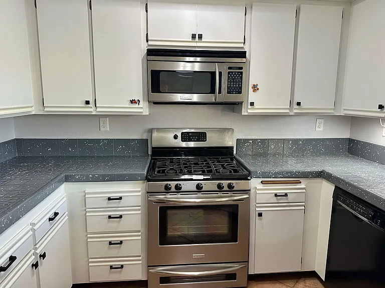 42275 Omar Pl — Photo 10