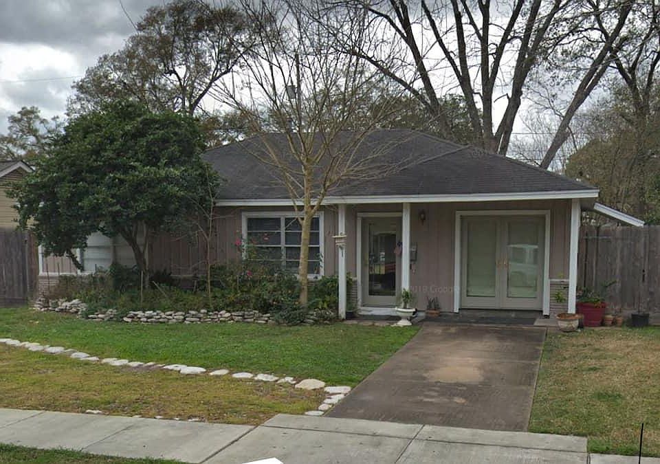 1st image of 1933 Norcrest Dr