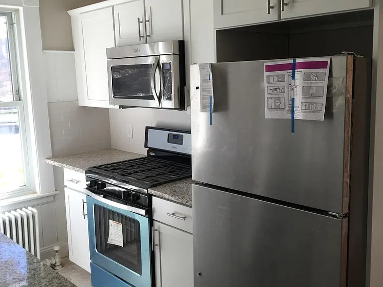 11 Sargent St #2 — Photo 3