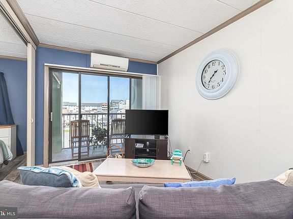 5th image of 2301 Philadelphia Ave #210