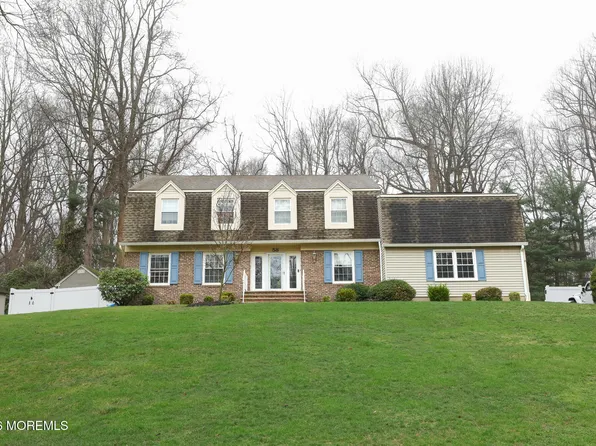 58 Foxwood #Run, Middletown, NJ 07748