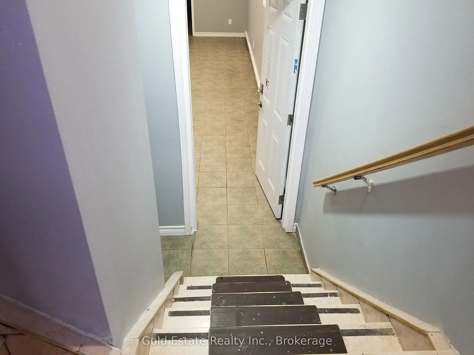 2 bed, $1,300 — Photo 2