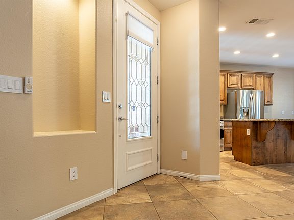 4th image of 5333 Hollymead Dr #1