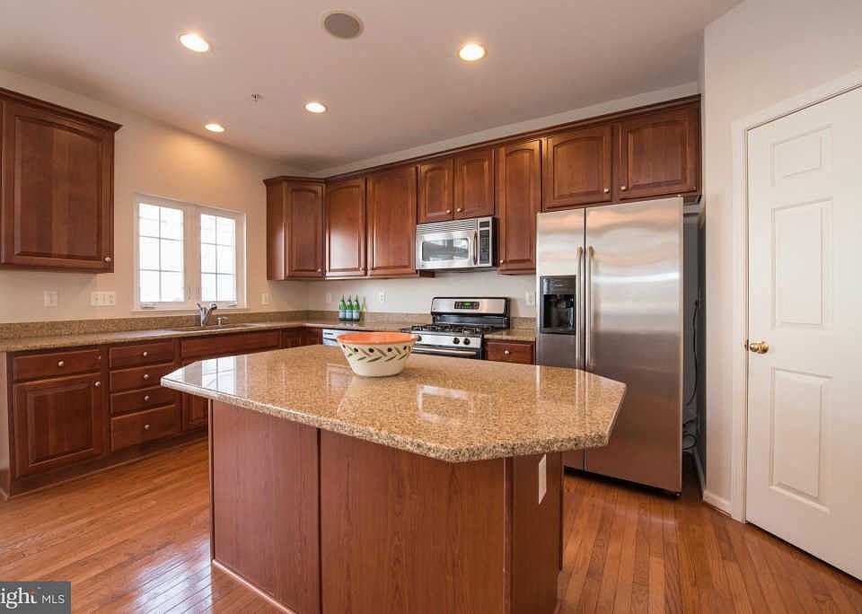 1545 Oakley Ln, Hanover, MD 21076, MLS# MDAA2049356