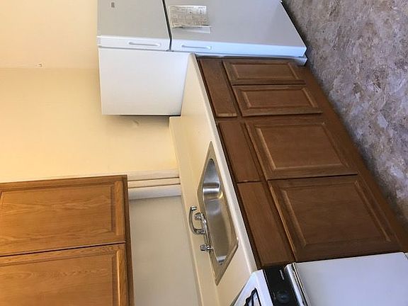 2nd image of 3118 35th St APT 1A