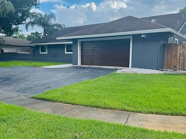 1630 NW 118th Ave, Pembroke Pines, FL 33026
