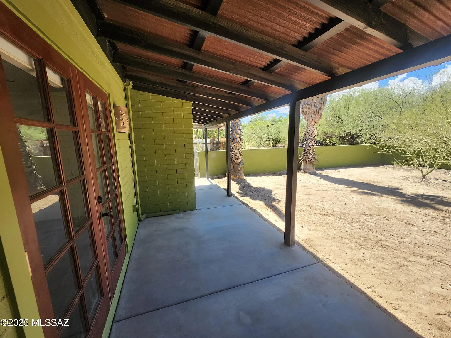 2 bed, 1.0 bath, 968 sqft, $1,550 — Photo 4
