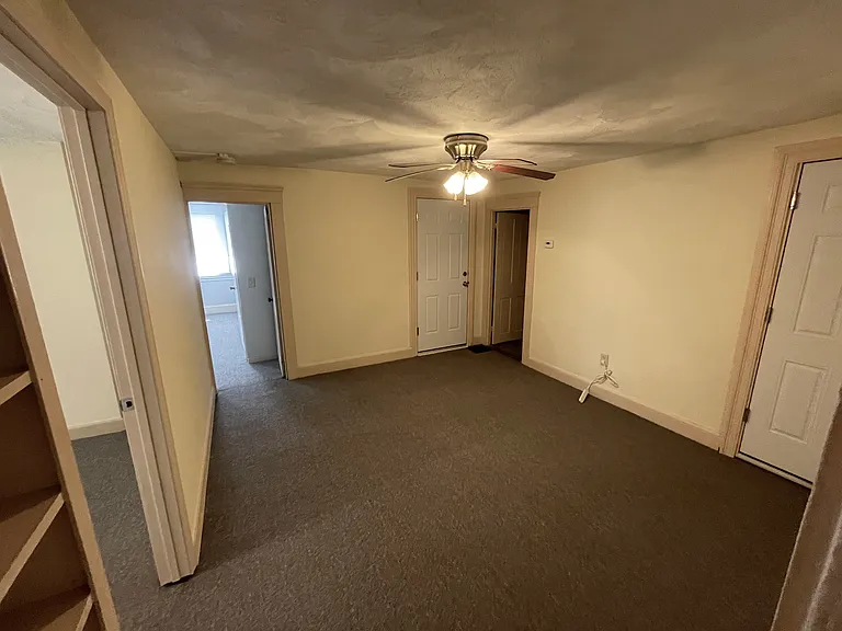 667 Washington St #2 — Photo 3