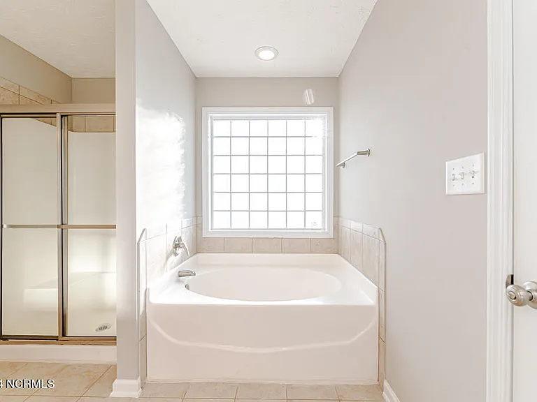 151 Ivy Stone Dr — Photo 22