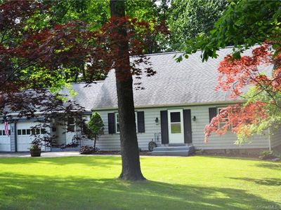 1 Moorlands Street, Windsor, CT, 06095