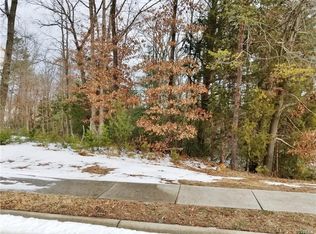 4200 River Vista Ln, Hopewell, VA 23860