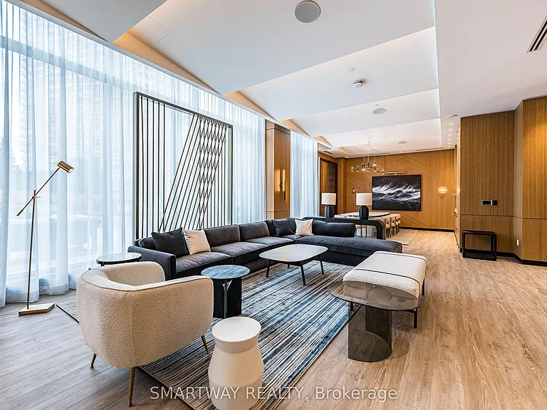 60 Central Park Dr #2206 — Photo 25