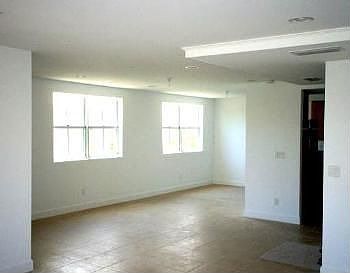 2nd image of 617 NE 8th Ave #1