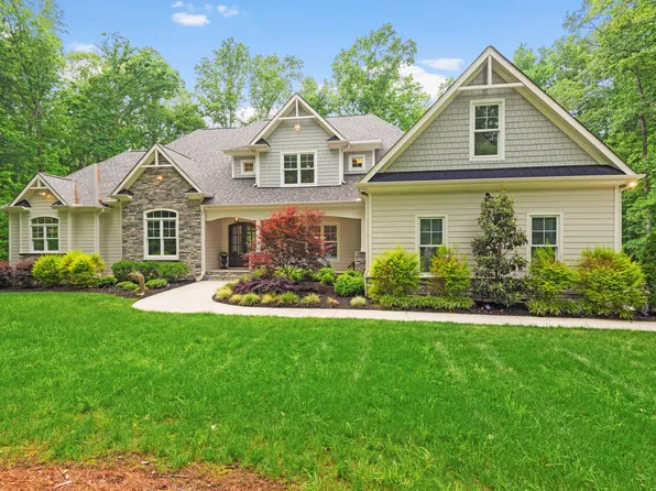 176 Tall Oaks Cir, Hillsborough, NC 27278