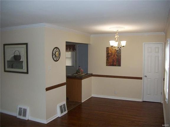 2nd image of 4353 S Lindbergh Blvd