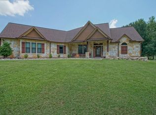 316 Horse Shoe Trl, Angleton, TX 77515