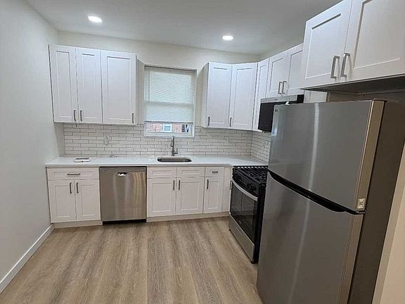 4th image of 6945 Limekiln Pike
