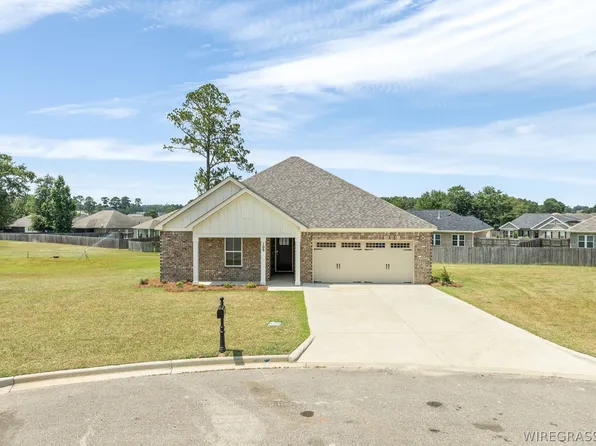 109 Wellesley Dr, Dothan, AL 36301