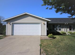 3020 25th St NW, Rochester, MN 55901