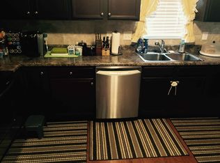 230 Regimental Dr, Cameron, NC 28326