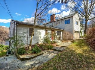 12 Lillinonah Dr, Brookfield, CT 06804