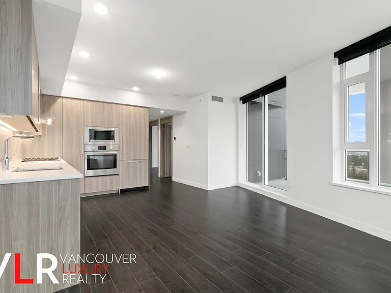9887 Whalley Blvd #3304 — Photo 3