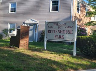 70 Rittenhouse Dr, Willingboro, NJ 08046