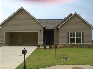 2713 Tara Ct, Opelika, AL 36804