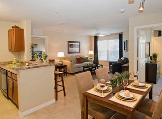 Cross Creek, Tampa, FL 33610