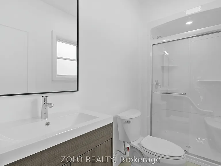 498 Charlotte St — Photo 21