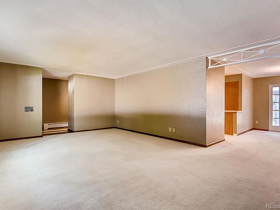 5th image of 3054 S Columbine St