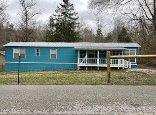 1008 Hensley Rd, Jamestown, TN 38556