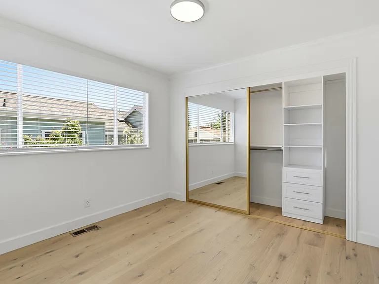 1104 Lautrec Ter — Photo 24