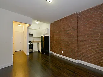 Rented by Cooper & Cooper Real Estate