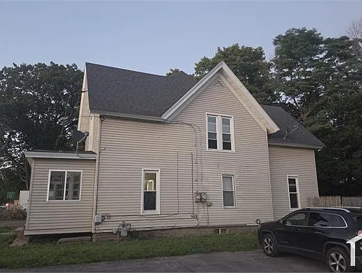 3 bed, 1500 sqft, $1,350 — Photo 3
