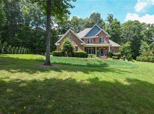 603 Stafford Pointe Ct, Oak Ridge, NC 27310