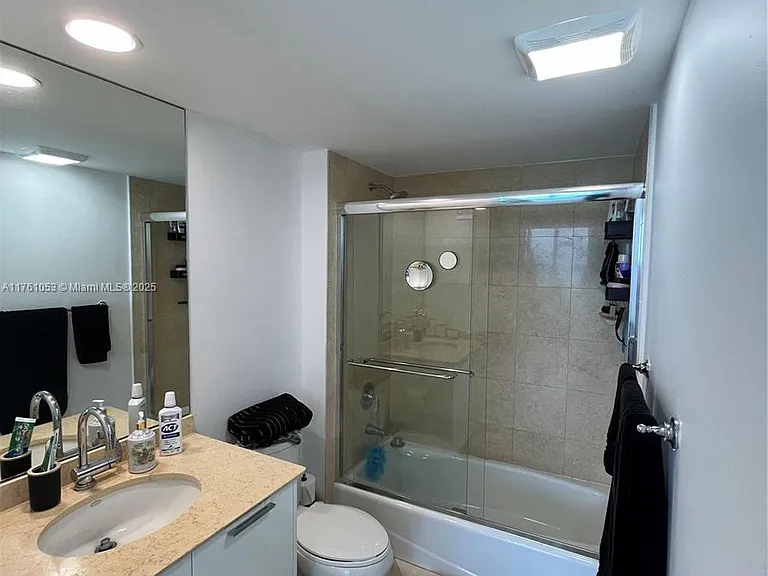18911 Collins Ave #2607 — Photo 29